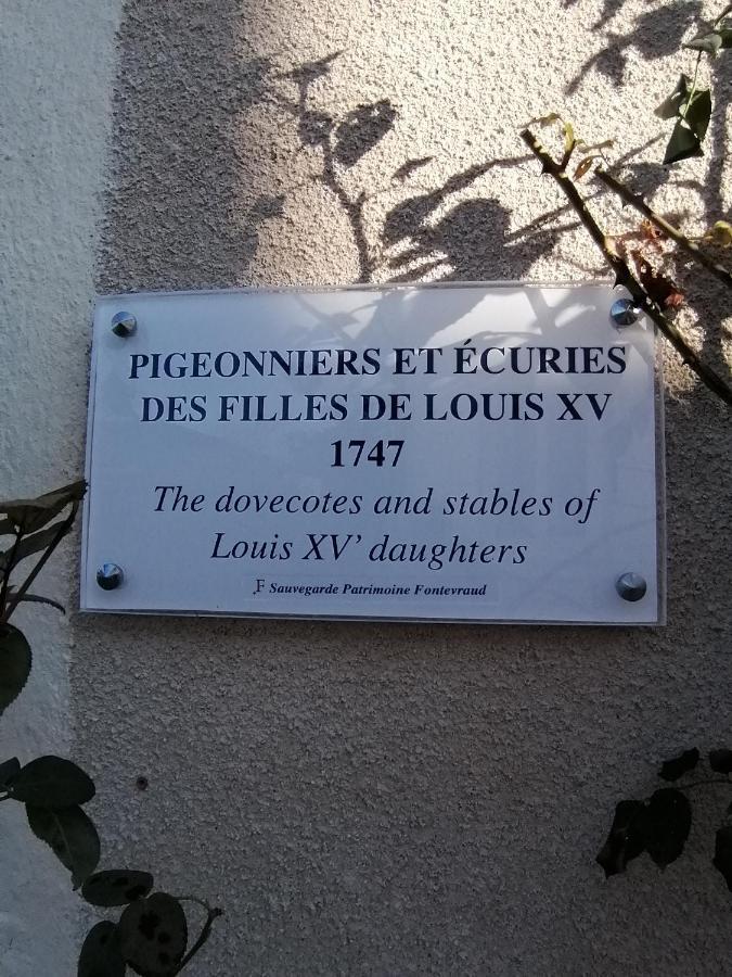 Les Ecuries Des Princesses Фонтевро л'Абе Екстериор снимка
